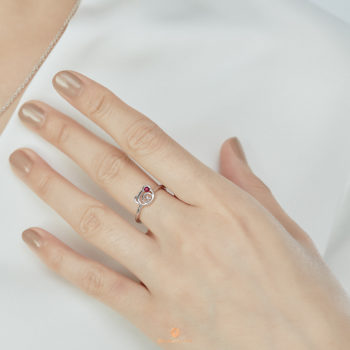 Silver January Birthstone Garnet Color CZ Bear Ring
