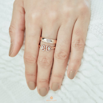 14K Pink Gold Band Ring with Heart in cluster diamond