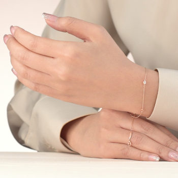 14K Pink Gold Minimal Stud Bracelet with Diamond 0.09 ct.